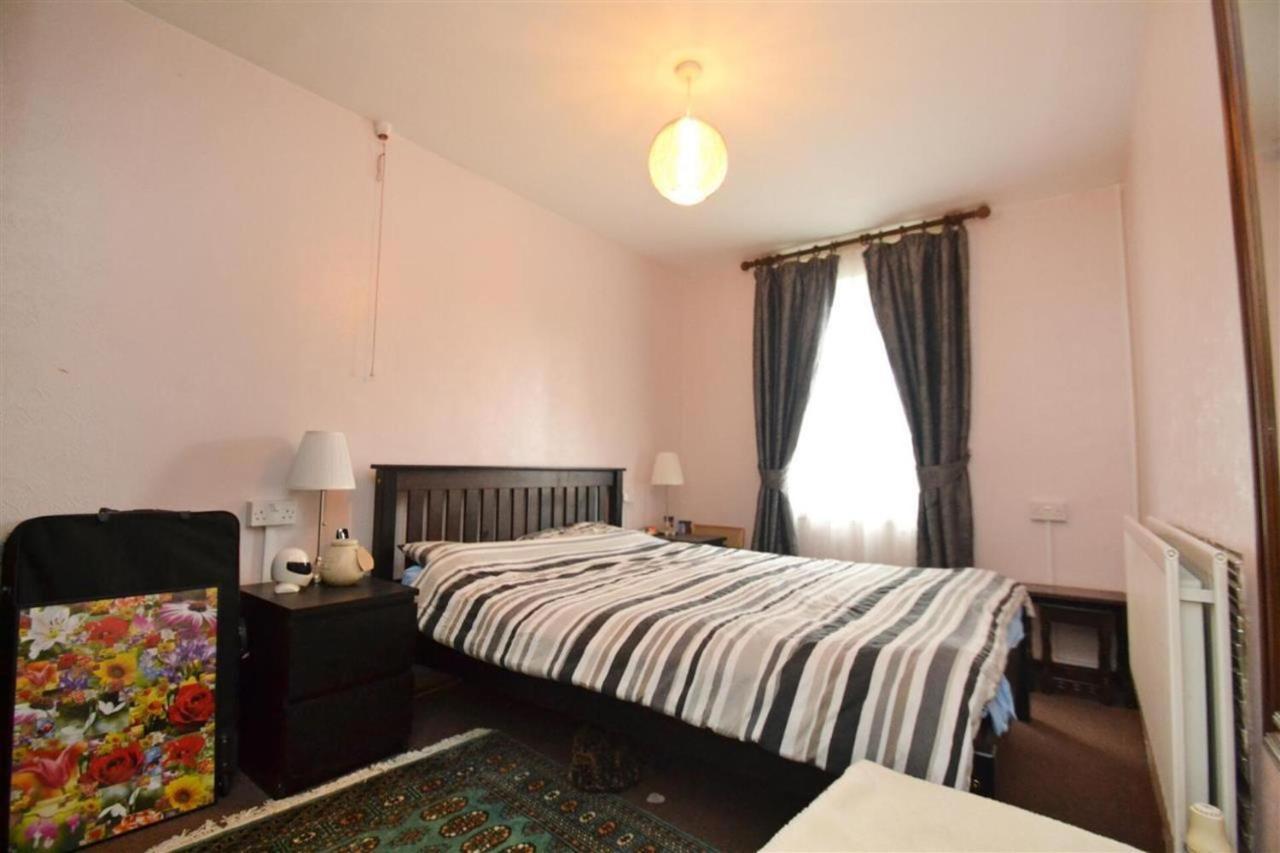 Lovely One-Bed Apartment To Rent In Londra Dış mekan fotoğraf